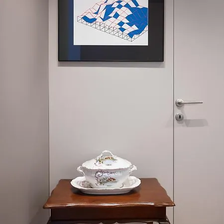 Blue Moon بورتو